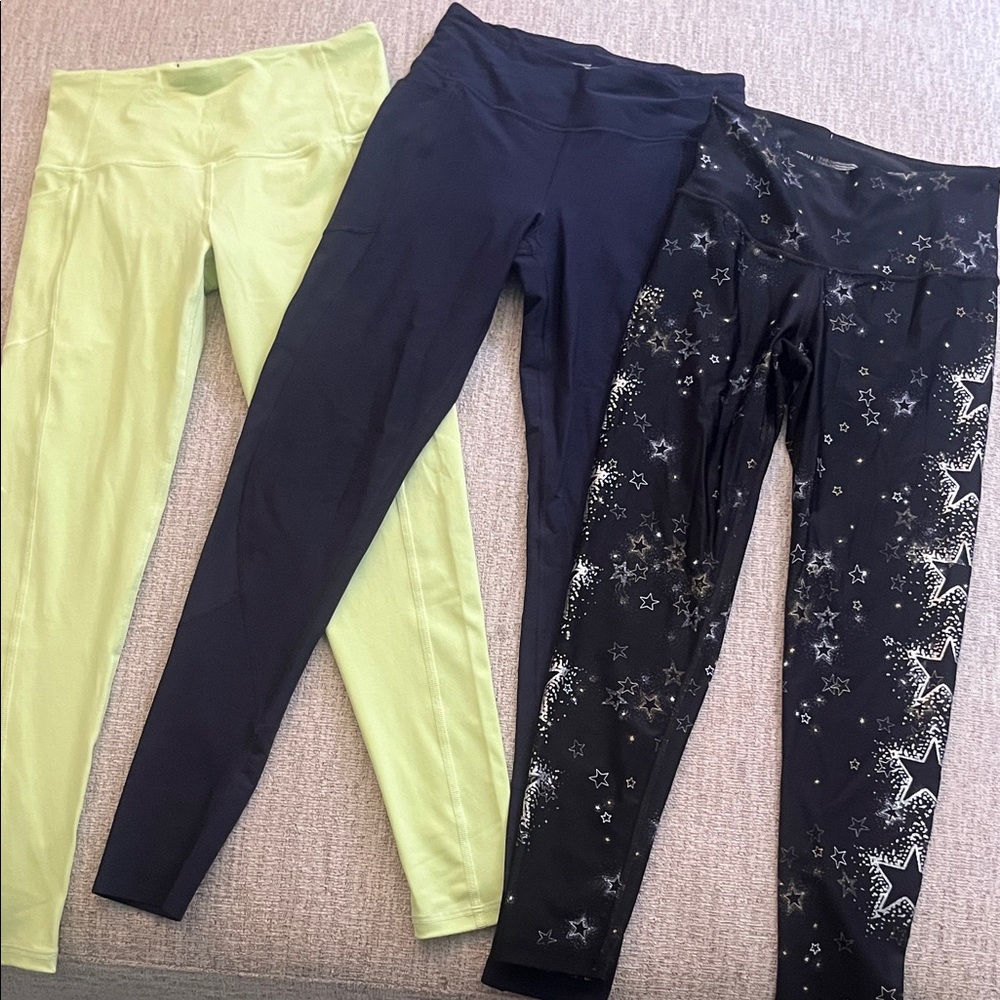 Victoria's Secret Sport Lime, Navy, and Black Star Leggings- size small